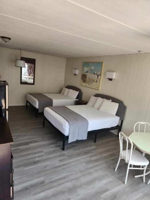 Yankee Clipper Resort Motel Wildwood Crest Exterior photo